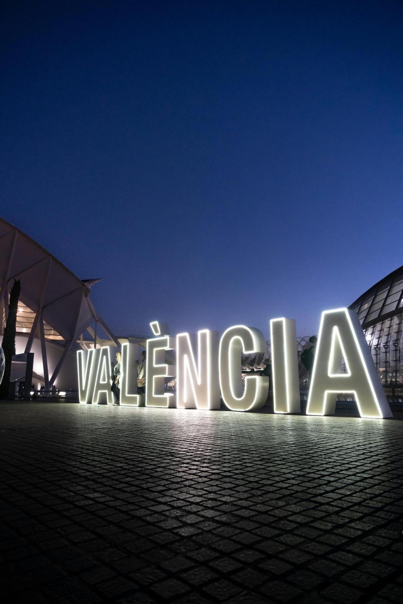 Loft Centrico - The Essence By Valeciagoapartments Valencia Exterior foto